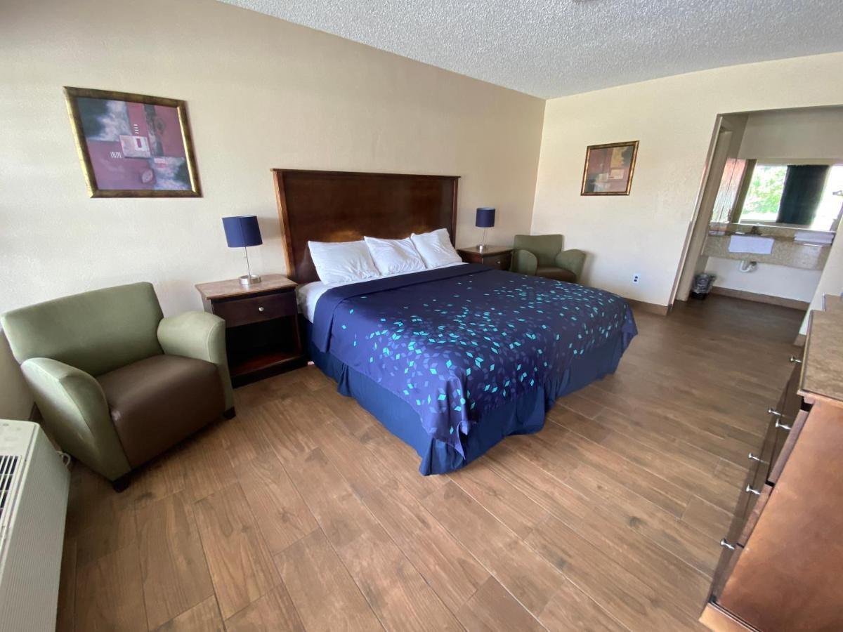 Coral Roc Motel Florida City Bagian luar foto